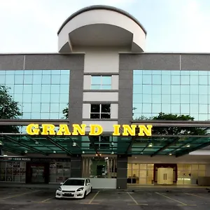 Grand - Macalister Road Hotel